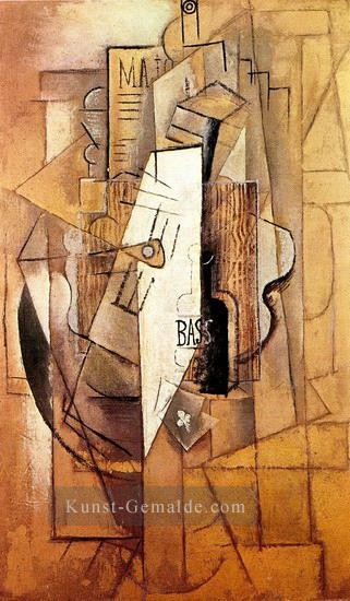 Bouteille Bassgitarre als Trefle 1912 Kubismus Pablo Picasso Ölgemälde